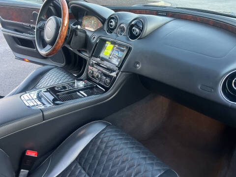 2016 Jaguar XJL Portfolio