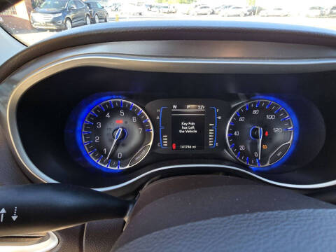 2017 Chrysler Pacifica Touring-L