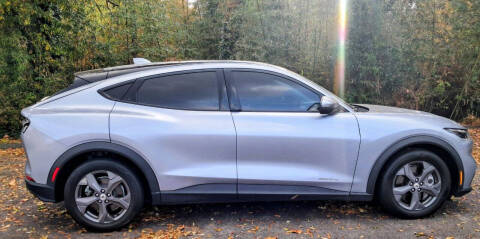 2022 Ford Mustang Mach-E Select