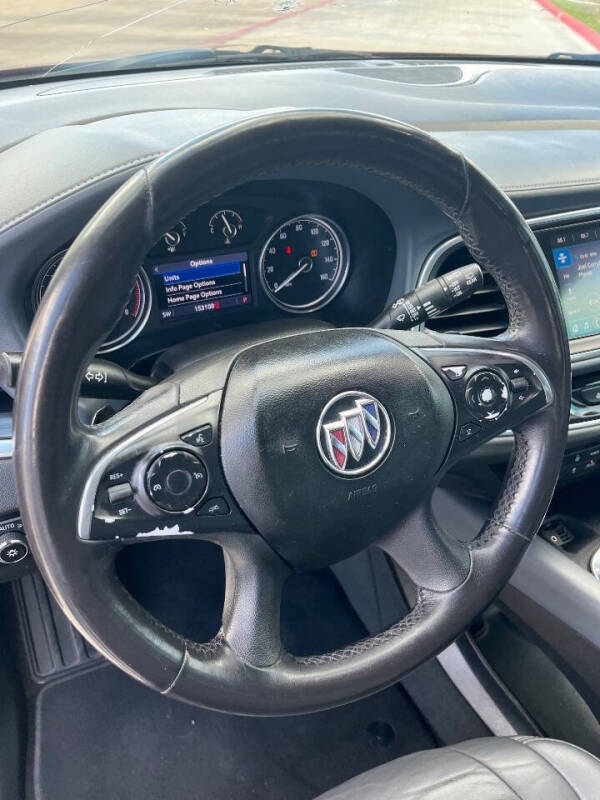 2020 Buick Enclave Essence