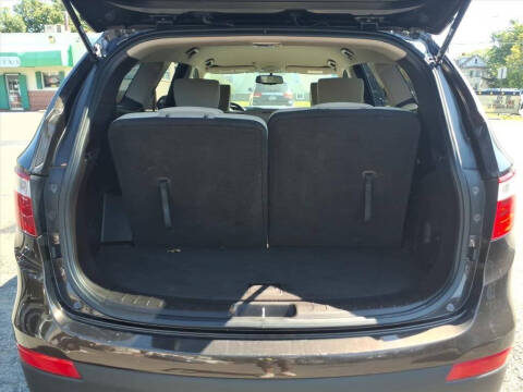 2016 Hyundai Santa Fe SE