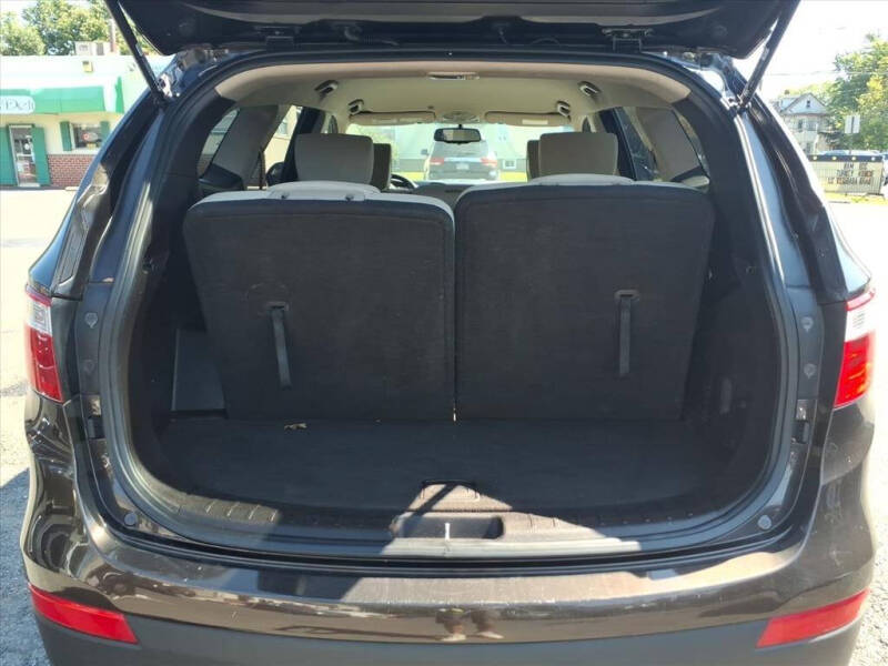 2016 Hyundai Santa Fe SE