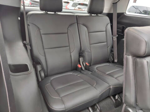 2017 GMC Acadia SLT-1