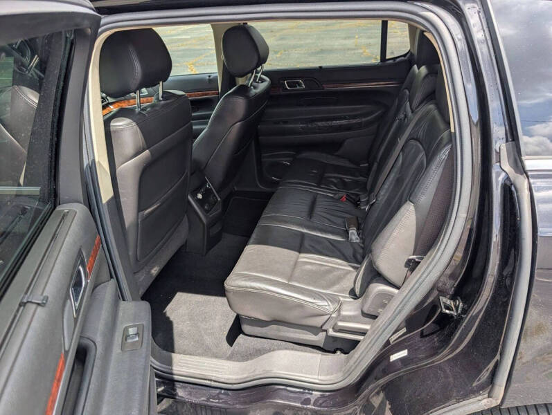 2019 Lincoln MKT Reserve
