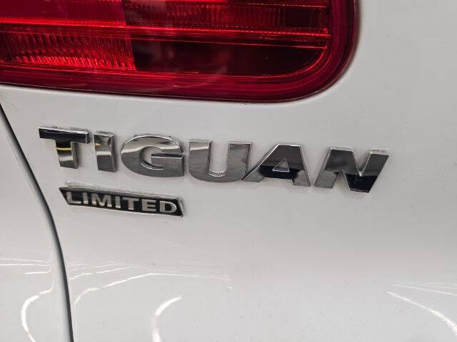 2018 Volkswagen Tiguan Limited 2.0T 4Motion