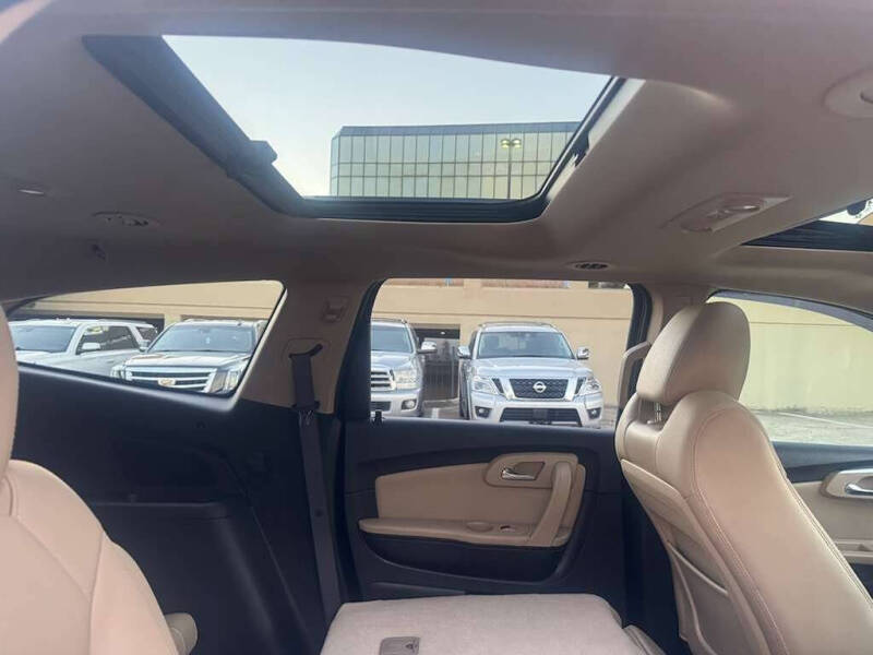 2011 Chevrolet Traverse LTZ