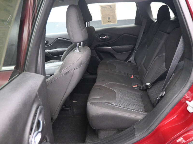2019 Jeep Cherokee Latitude