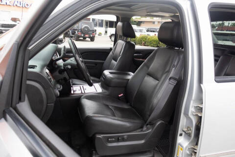 2013 Chevrolet Avalanche LTZ Black Diamond