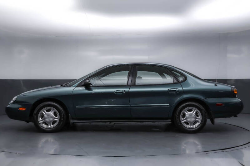 1997 Ford Taurus GL