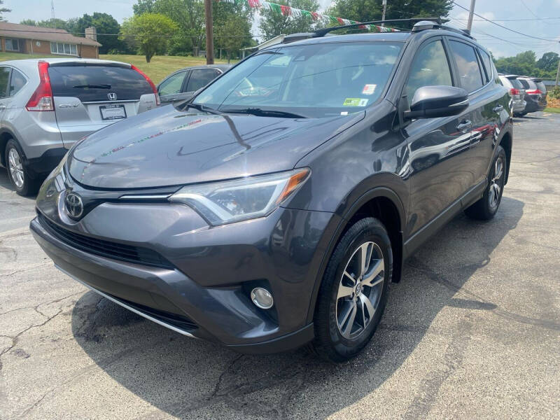 Used 2018 Toyota RAV4 XLE with VIN JTMRFREV4JJ219232 for sale in Dillonvale, OH