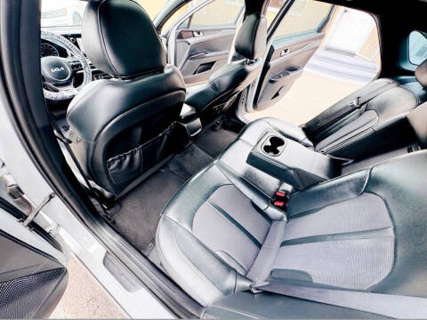 2022 Kia K5