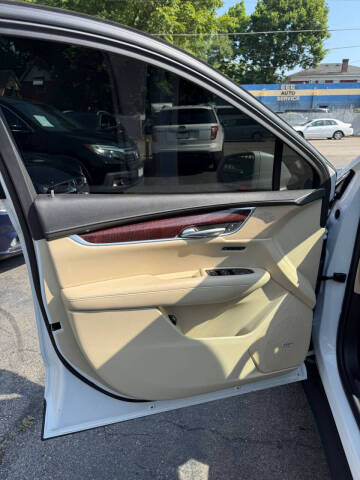 2018 Cadillac XT5 Luxury