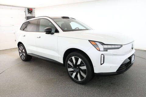 2025 Volvo EX90 Twin Plus 7P