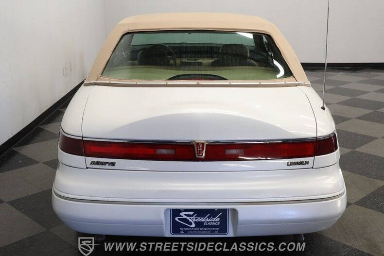 1994 Lincoln Mark VIII