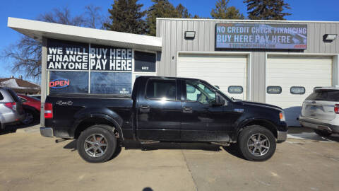 2004 Ford F-150 for sale at STERLING MOTORS in Watertown SD