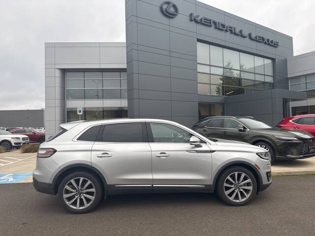 2019 Lincoln Nautilus Select