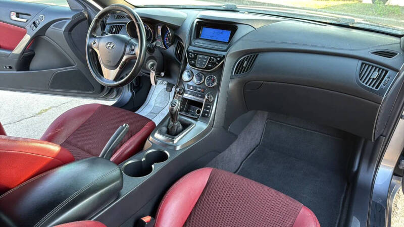 2013 Hyundai Genesis Coupe