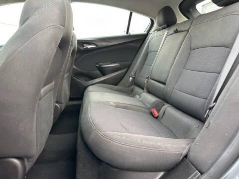 2017 Chevrolet Cruze LT Auto