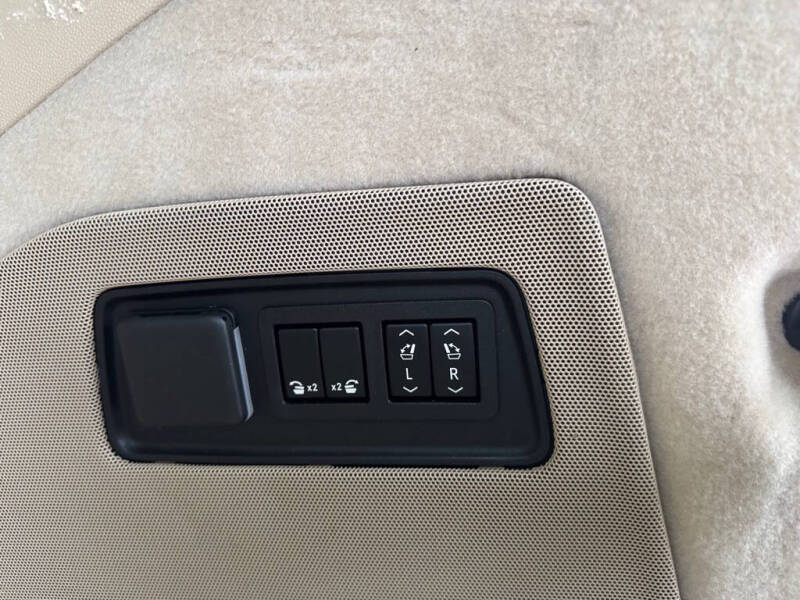 2021 Cadillac Escalade ESV Premium Luxury