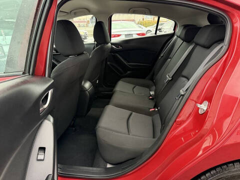 2015 Mazda MAZDA3 i Sport