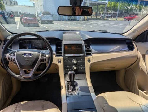 2015 Ford Taurus SEL