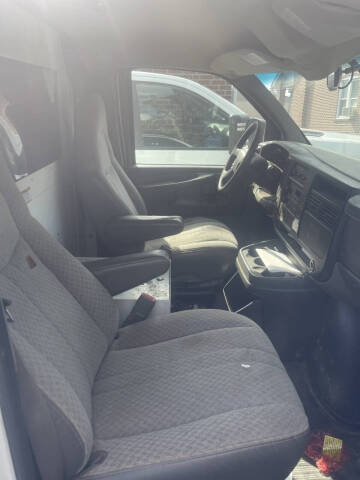 2005 Chevrolet Express 2500