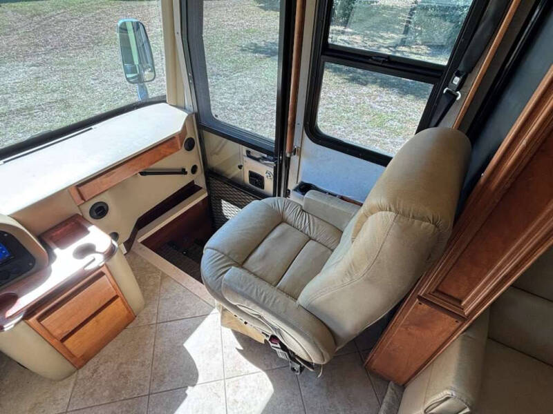 2008 Freightliner XC RAISED RAIL