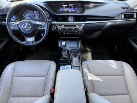 2016 Lexus ES 350