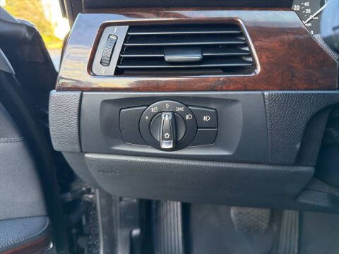 2011 BMW 3 Series 328i