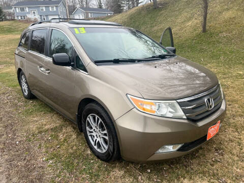 2013 Honda Odyssey for sale at GROVER AUTO & TIRE INC in Wiscasset ME