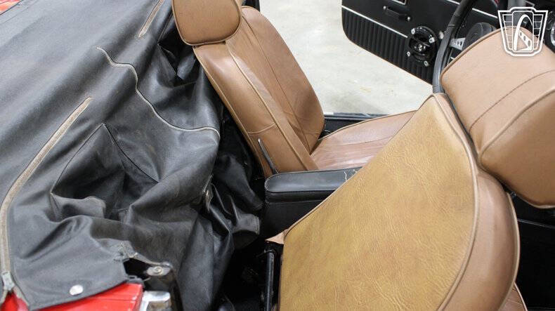 1972 MG B