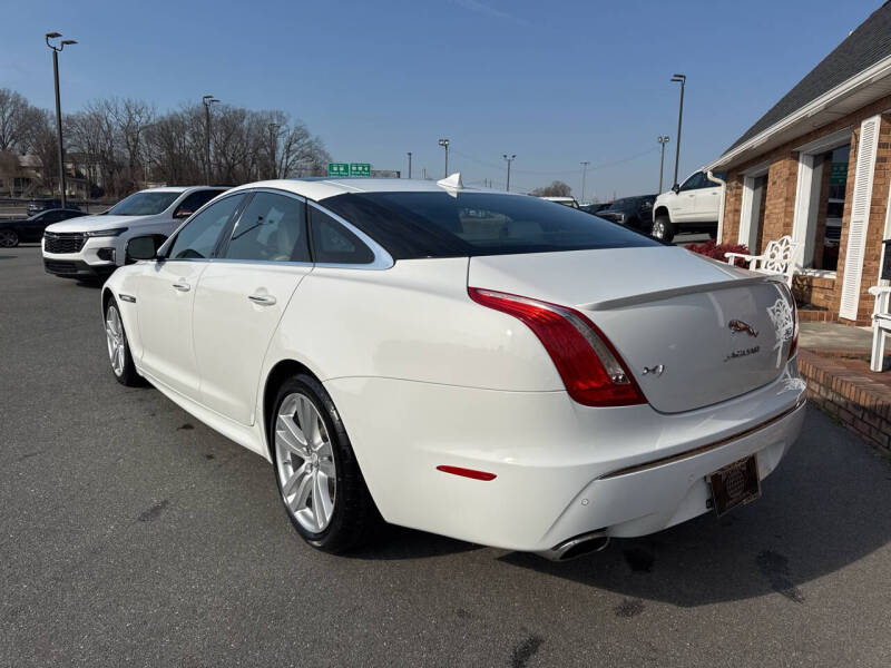 2015 Jaguar XJ