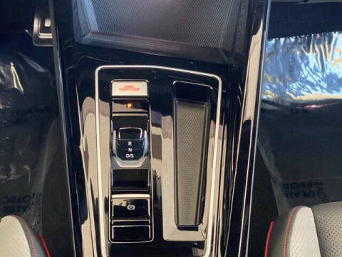 2025 Volkswagen Golf GTI SE