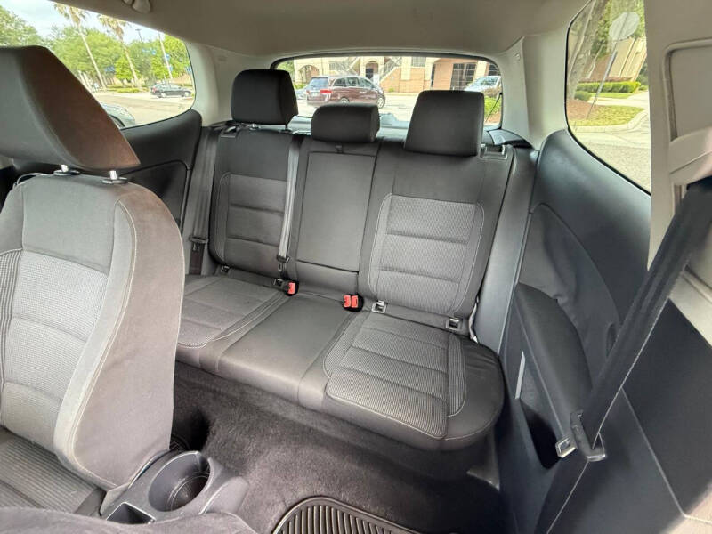 2012 Volkswagen Golf 2.5L PZEV