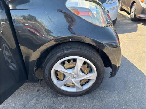 2013 Scion iQ