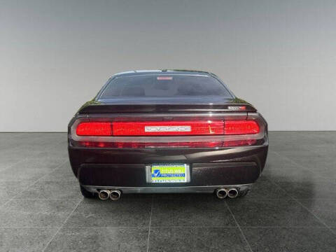 2011 Dodge Challenger SRT8 392