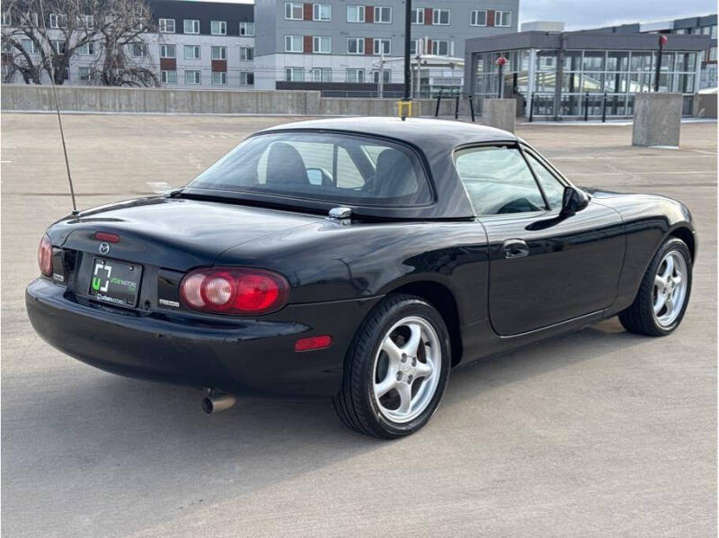 2002 Mazda MX-5 Miata
