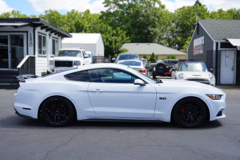 2017 Ford Mustang GT