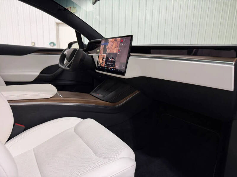 2024 Tesla Model X