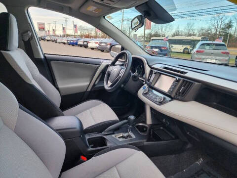 2017 Toyota RAV4 Hybrid XLE