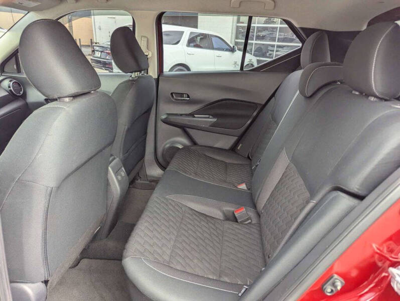 2021 Nissan Kicks SV