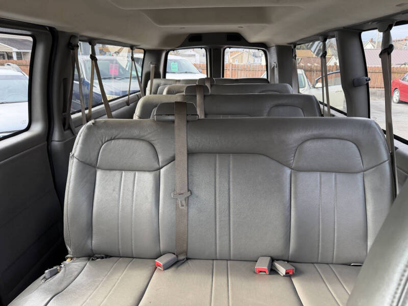 2017 Chevrolet Express LS 3500