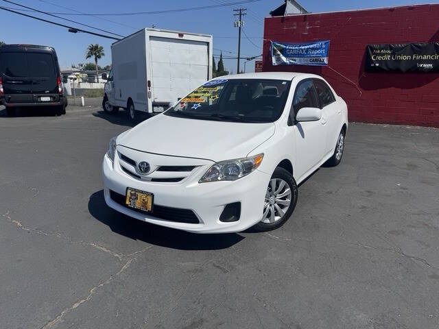 2012 Toyota Corolla LE