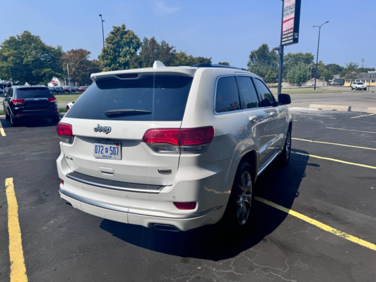 2015 Jeep Grand Cherokee for sale at Dynasty Auto Sales in Eastpointe, MI