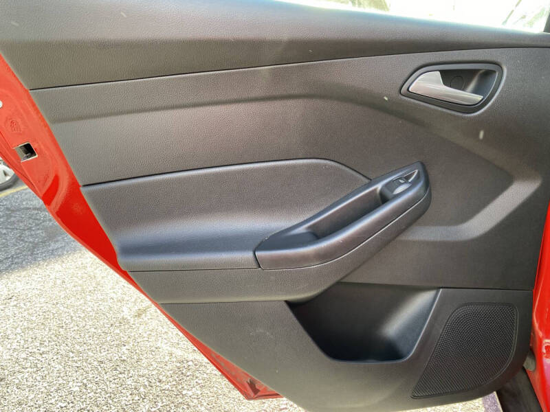 2012 Ford Focus SE