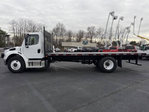 2023 Freightliner M2 106