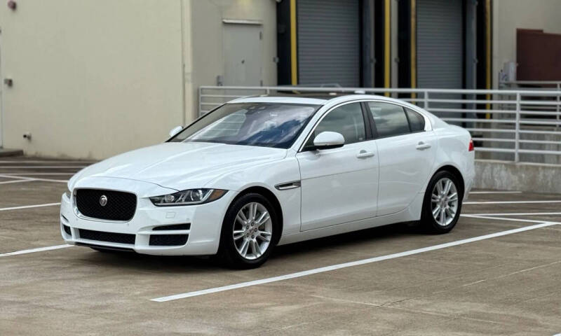 2017 Jaguar XE 25t Premium