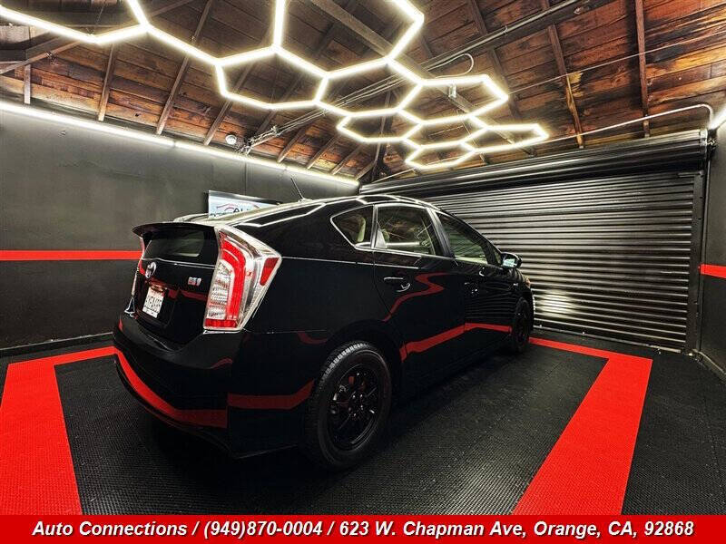 2014 Toyota Prius Two