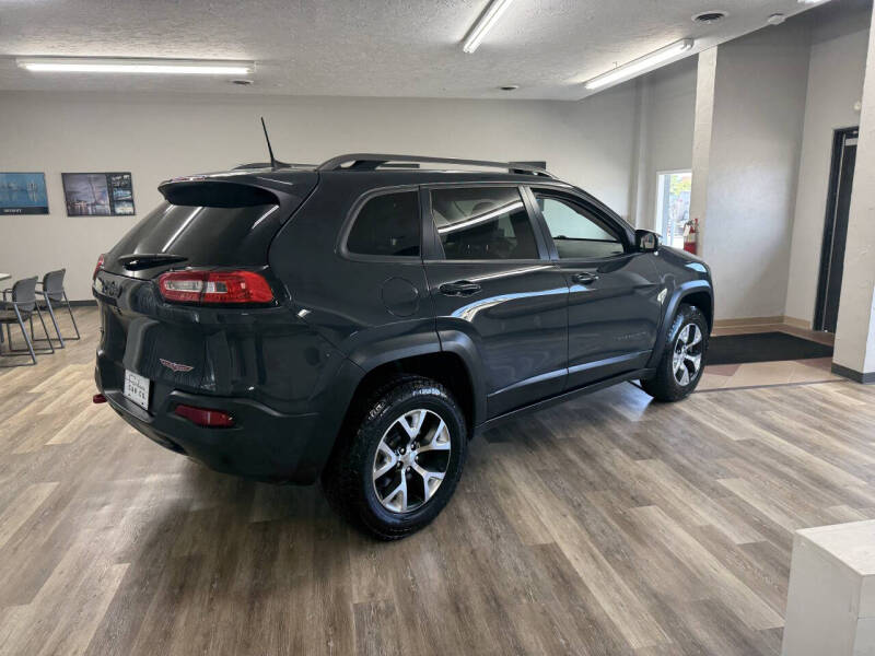 2016 Jeep Cherokee Trailhawk