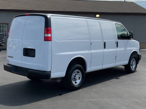 2021 Chevrolet Express 2500